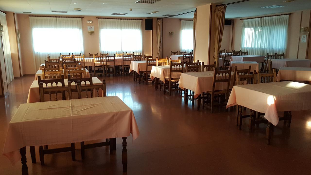 Hotel Reina Isabel Lleida Ngoại thất bức ảnh