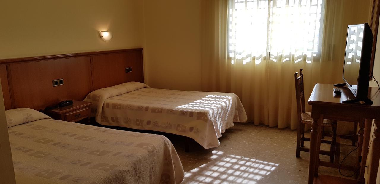 Hotel Reina Isabel Lleida Ngoại thất bức ảnh