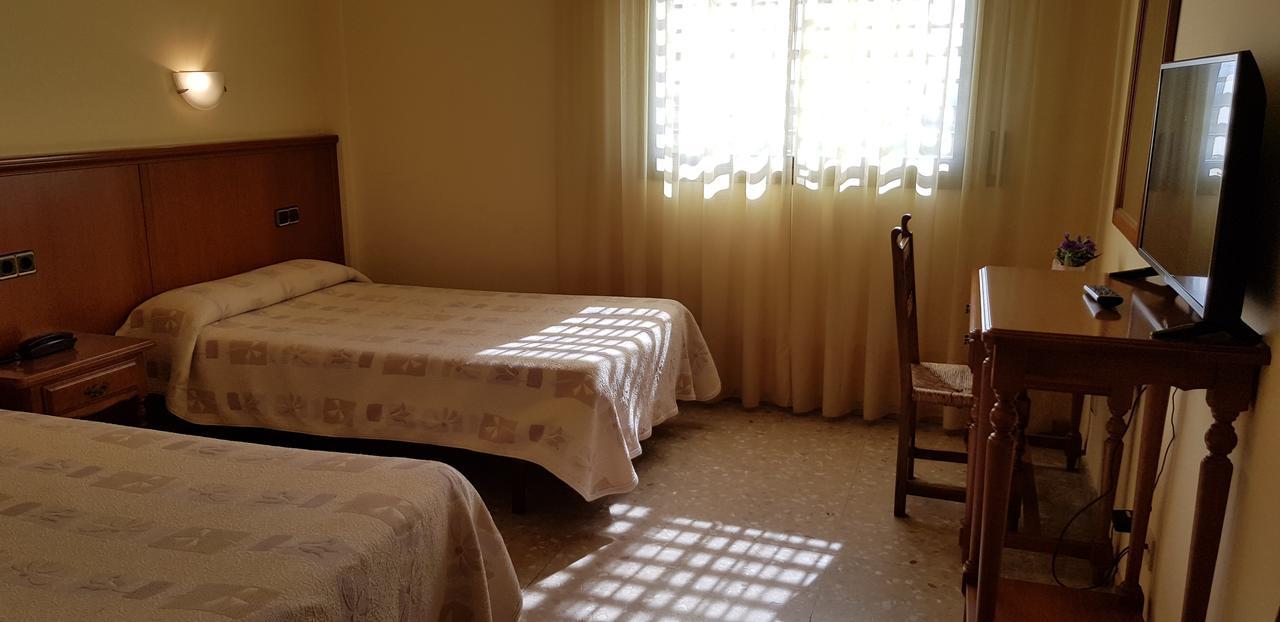 Hotel Reina Isabel Lleida Ngoại thất bức ảnh