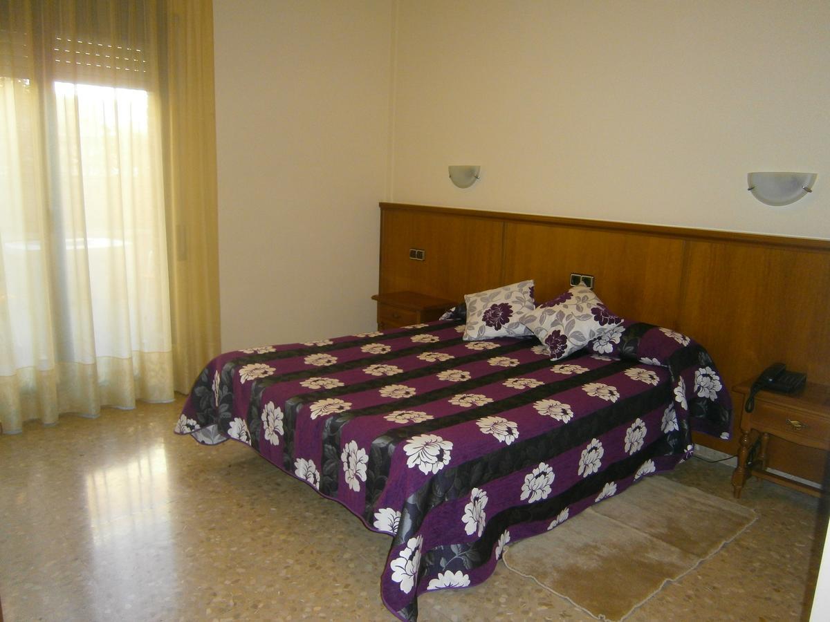 Hotel Reina Isabel Lleida Ngoại thất bức ảnh