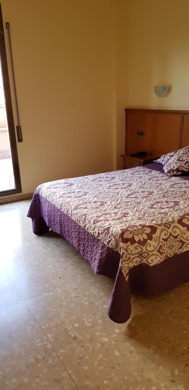 Hotel Reina Isabel Lleida Ngoại thất bức ảnh