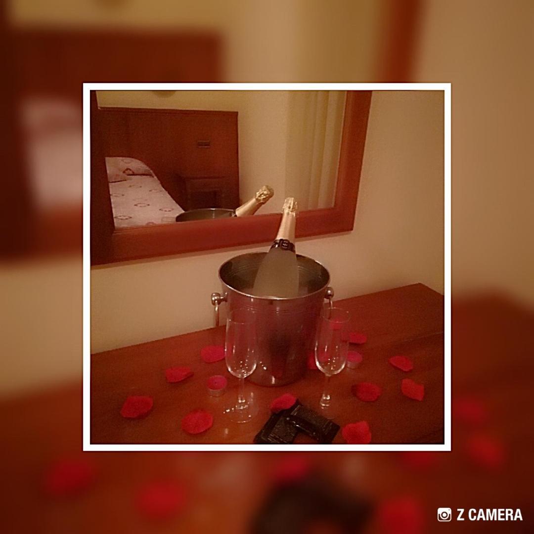 Hotel Reina Isabel Lleida Ngoại thất bức ảnh